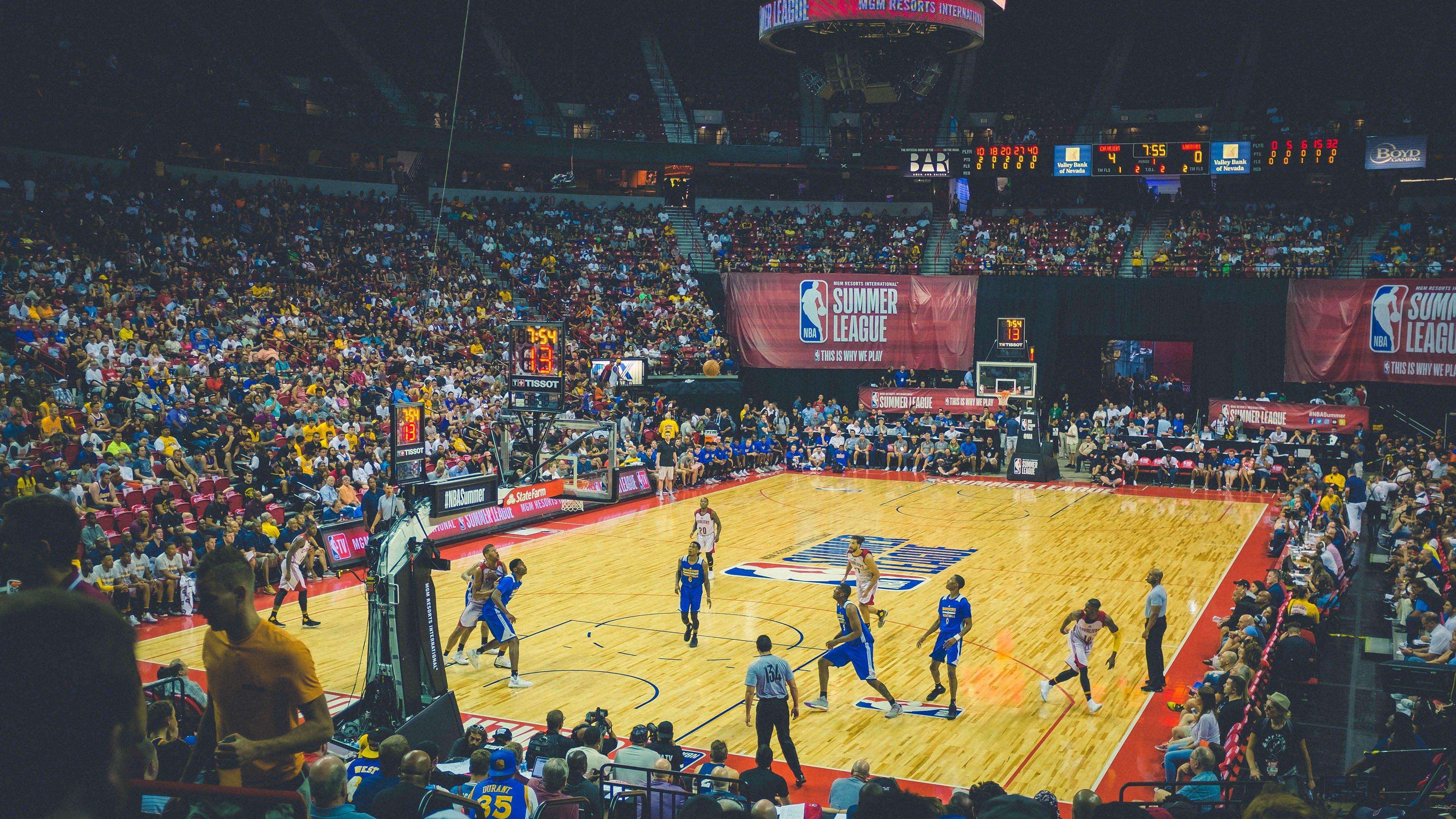 单节7助攻令球队避免连败 霍福德才是绿军真核?