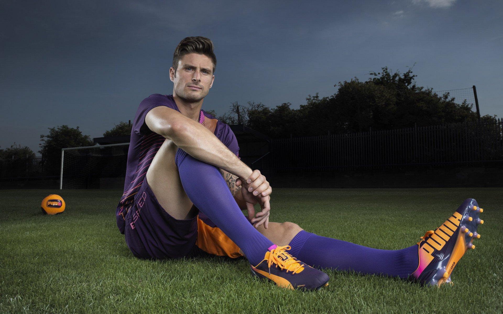 福伊特坦言失利苦涩，战曼城，上半场本可把握更多机会